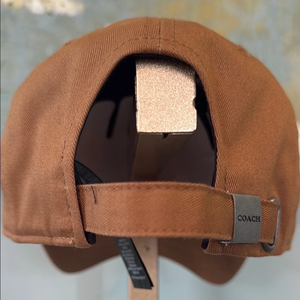 SOLD 💵Coach Brown Baseball Cap - Picture 2 of 3